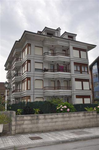 Duplex Centrico En Noja Con Acceso A Spa Relax. Екстериор снимка